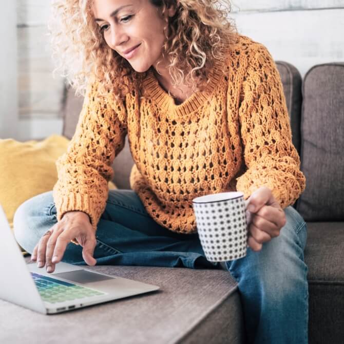 Image showing a woman on her laptop